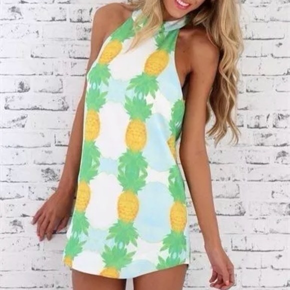 Cute high neck dress - Picture 2 of 4